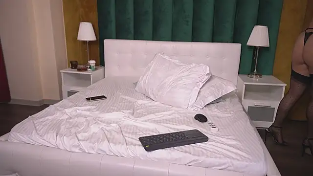 Snapshot of megan_devile chatting on March 22, 7:47 am megan devile online show from March 22, 7:47 am