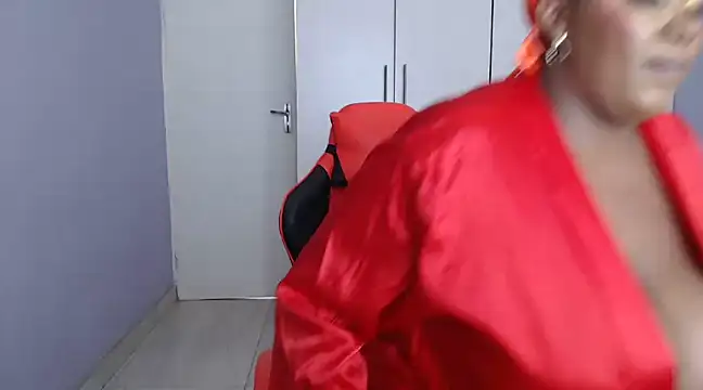 Snapshot of SexyRider8 chatting on February 22, 9:56 am SexyRider8 online show from February 22, 9:56 am