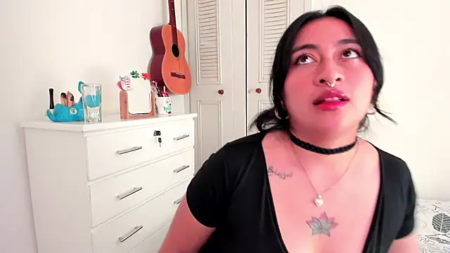 LisaHadwin online show from January 7, 5:15 pm