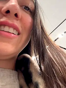 Snapshot of emiliasommer chatting on October 14, 12:50 pm emiliasommer online show from October 14, 12:50 pm