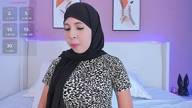 Snapshot of shann_a chatting on November 15, 7:21 pm shann a online show from November 15, 7:21 pm