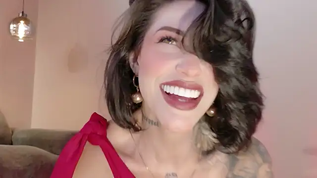 Hannah Borbon online show from March 29, 12:32 am