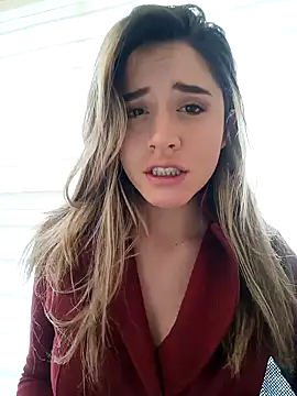 Snapshot of maliciaworld chatting on December 12, 6:31 pm maliciaworld online show from December 12, 6:31 pm