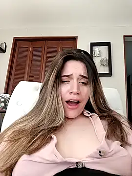 Snapshot of maliciaworld chatting on February 6, 8:13 pm maliciaworld online show from February 6, 8:13 pm