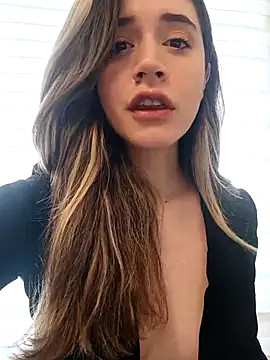 Snapshot of maliciaworld chatting on February 11, 5:07 pm maliciaworld online show from February 11, 5:07 pm