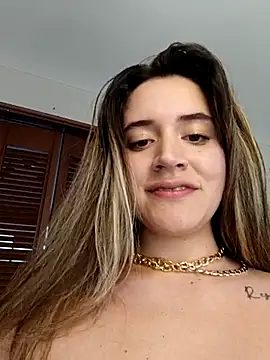 Snapshot of maliciaworld chatting on February 21, 8:16 pm maliciaworld online show from February 21, 8:16 pm