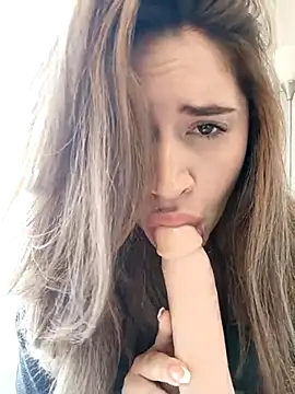 Snapshot of maliciaworld chatting on March 7, 5:06 pm maliciaworld online show from March 7, 5:06 pm