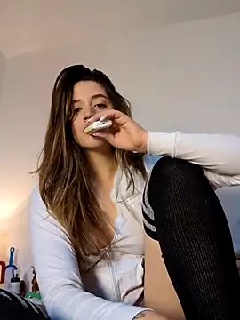 Snapshot of maliciaworld chatting on September 13, 10:20 pm maliciaworld online show from September 13, 10:20 pm