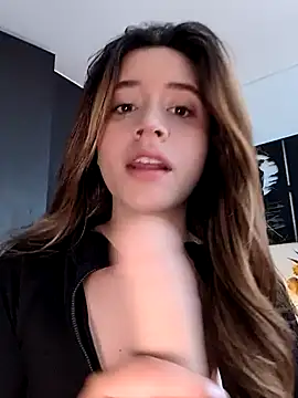 Snapshot of maliciaworld chatting on September 29, 7:19 pm maliciaworld online show from September 29, 7:19 pm