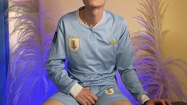 Elian Cooper online show from January 24, 1:14 pm