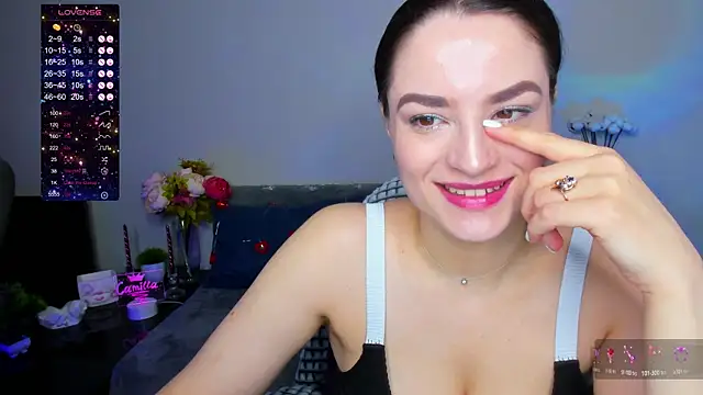 Snapshot of Camilla__one__ chatting on January 30, 1:44 am Camilla one online show from January 30, 1:44 am