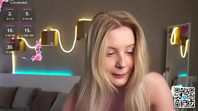 Snapshot of oliviabr0wn0 chatting on February 20, 5:12 am oliviabr0wn0 online show from February 20, 5:12 am