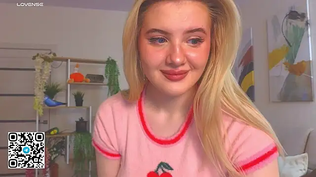 Snapshot of oliviabr0wn0 chatting on October 4, 2:42 am oliviabr0wn0 online show from October 4, 2:42 am