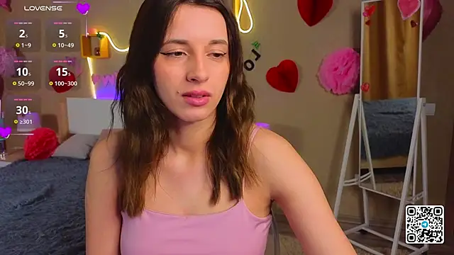 Snapshot of melissaf0rst chatting on February 12, 2:03 am melissaf0rst online show from February 12, 2:03 am