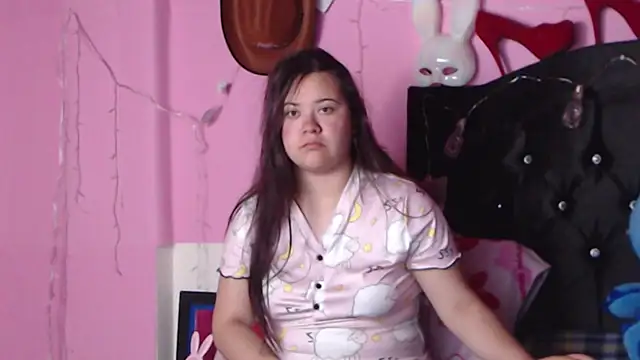 Snapshot of NikkiRous_ chatting on January 25, 11:34 am NikkiRous online show from January 25, 11:34 am