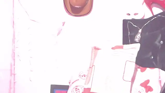 Snapshot of NikkiRous_ chatting on January 27, 1:41 pm NikkiRous online show from January 27, 1:41 pm