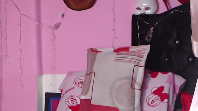 Snapshot of NikkiRous_ chatting on January 28, 1:27 pm NikkiRous online show from January 28, 1:27 pm