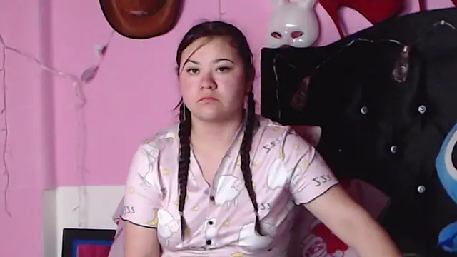 Snapshot of NikkiRous_ chatting on January 29, 1:28 pm NikkiRous online show from January 29, 1:28 pm