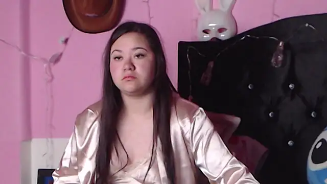 Snapshot of NikkiRous_ chatting on February 1, 2:13 pm NikkiRous online show from February 1, 2:13 pm