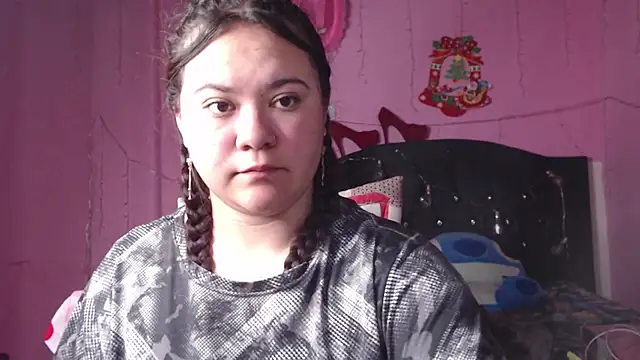 Snapshot of NikkiRous_ chatting on February 17, 12:48 pm NikkiRous online show from February 17, 12:48 pm