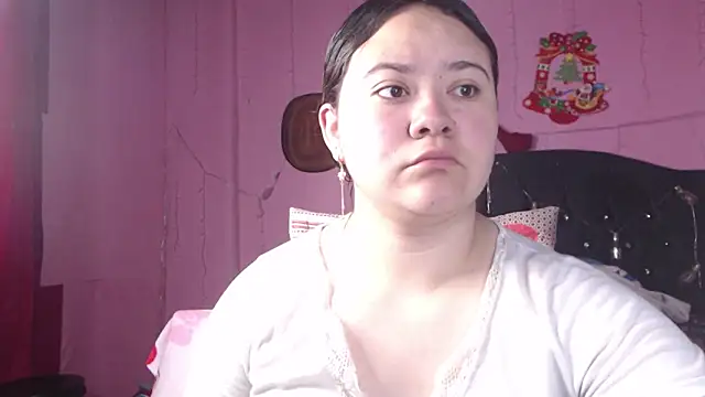 Snapshot of NikkiRous_ chatting on February 18, 1:11 pm NikkiRous online show from February 18, 1:11 pm