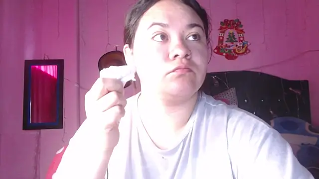 Snapshot of NikkiRous_ chatting on October 18, 12:39 pm NikkiRous online show from October 18, 12:39 pm