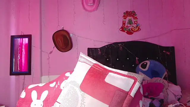 Snapshot of NikkiRous_ chatting on November 25, 1:11 pm NikkiRous online show from November 25, 1:11 pm