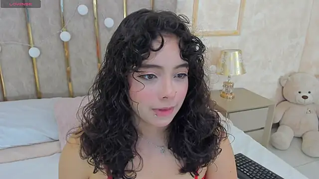 Snapshot of Cheerrysweett chatting on January 7, 1:14 pm Cheerrysweett online show from January 7, 1:14 pm