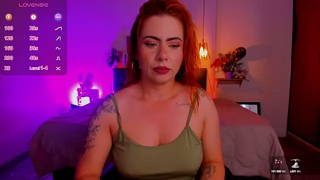 Snapshot of Dulce_charlottee chatting on February 9, 7:19 pm Dulce charlottee online show from February 9, 7:19 pm