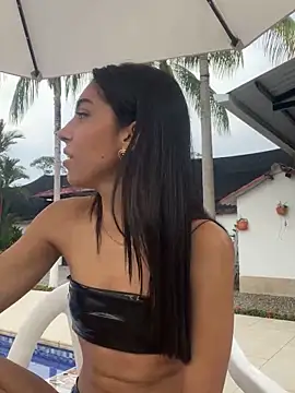 Snapshot of Ema_azel chatting on March 8, 1:47 pm Ema azel online show from March 8, 1:47 pm