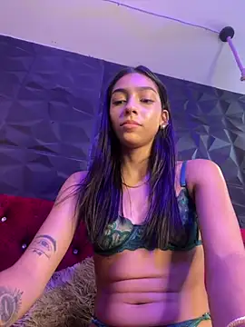 Snapshot of Ema_azel chatting on March 12, 4:35 pm Ema azel online show from March 12, 4:35 pm