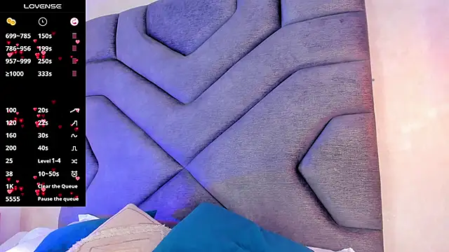 AilishBenson online show from October 27, 7:51 pm