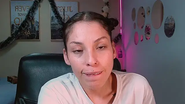 Snapshot of KokoAndRin chatting on December 20, 11:16 pm KokoAndRin online show from December 20, 11:16 pm