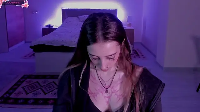 MelodyElf online show from April 17, 4:43 pm