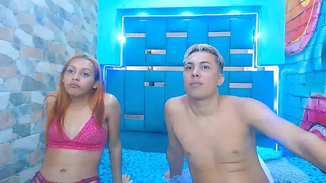 Snapshot of tommyxpamela77 chatting on January 24, 12:52 pm tommyxpamela77 online show from January 24, 12:52 pm