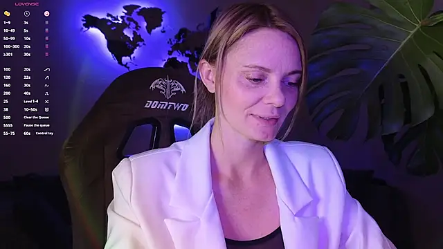 Snapshot of Sam_Klaus chatting on October 3, 8:39 pm Sam Klaus online show from October 3, 8:39 pm