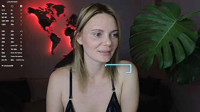 Snapshot of Sam_Klaus chatting on October 9, 9:46 pm Sam Klaus online show from October 9, 9:46 pm