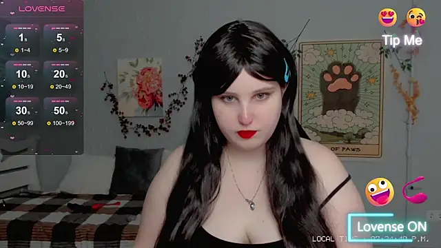 Crystal Chris online show from September 15, 4:18 pm