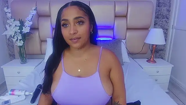 KateVenegas online show from January 19, 11:10 pm