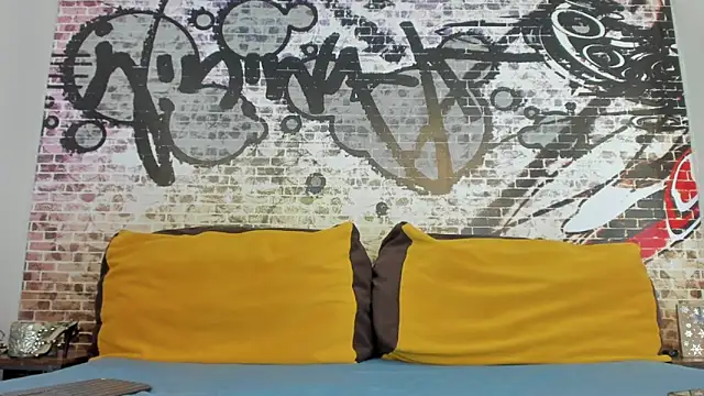 its me miley online show from February 26, 1:19 pm