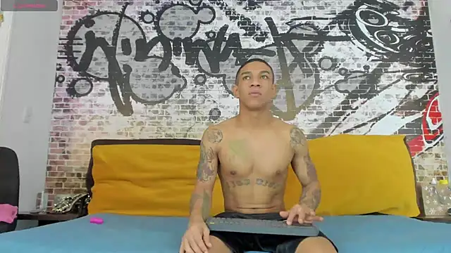 its me miley online show from March 7, 1:29 pm