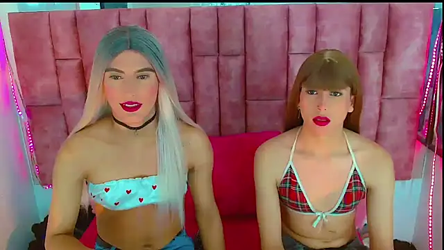 Daniela Pink  online show from December 12, 4:26 am