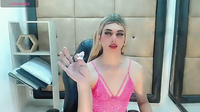 Daniela Pink  online show from March 16, 11:36 pm