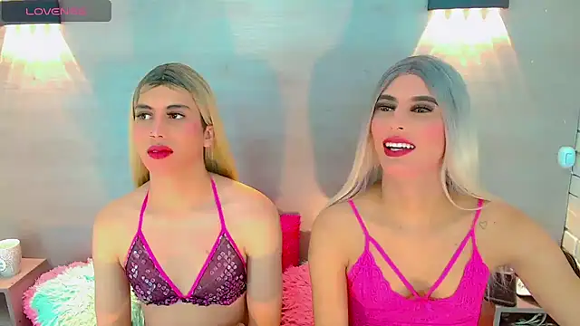 Daniela Pink  online show from March 22, 9:31 pm