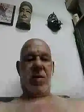 Snapshot of FabiQuilmes chatting on January 23, 11:04 am FabiQuilmes online show from January 23, 11:04 am