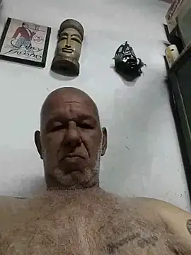 Snapshot of FabiQuilmes chatting on March 20, 1:35 am FabiQuilmes online show from March 20, 1:35 am