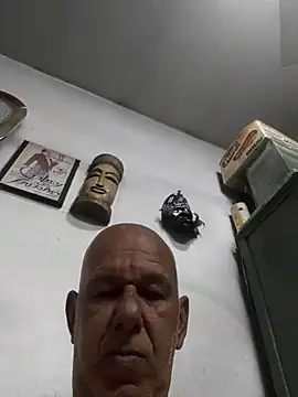 Snapshot of FabiQuilmes chatting on October 5, 3:32 pm FabiQuilmes online show from October 5, 3:32 pm