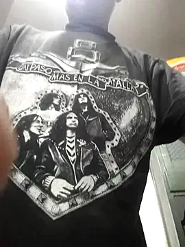 Snapshot of FabiQuilmes chatting on December 20, 5:31 pm FabiQuilmes online show from December 20, 5:31 pm