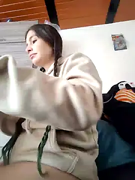 Snapshot of Sasha_smith23 chatting on January 26, 5:13 pm Sasha smith23 online show from January 26, 5:13 pm