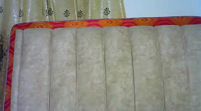 Snapshot of CarlaBeckky chatting on January 28, 1:29 am CarlaBeckky online show from January 28, 1:29 am